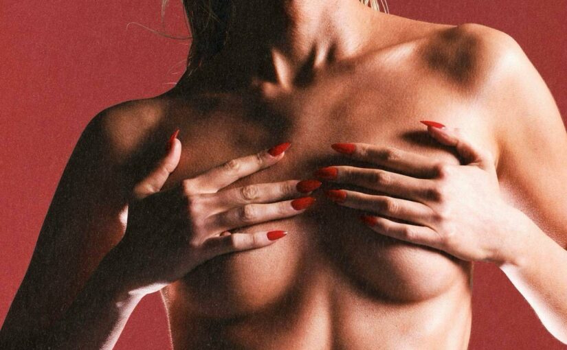 Stella Maxwell Nude & Sexy – Audacious Magazine Issue 24 (3 Photos)