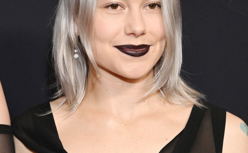 Phoebe Bridgers Flashes Her Nude Tits at the Pre-GRAMMY Gala (5 Photos)