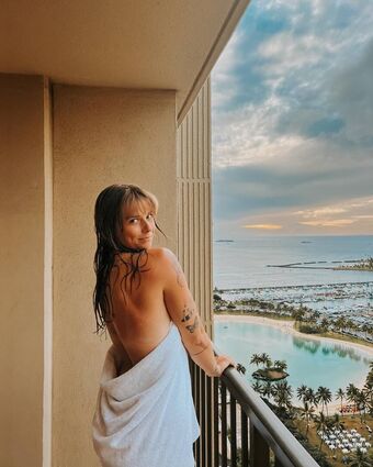 Abigail Martin Nude Leaks OnlyFans Photo 16