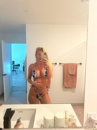 Alexis Clark Nude Leaks OnlyFans Photo 79