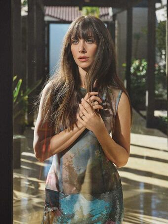 Alison-brie Nude Leaks OnlyFans Photo 115