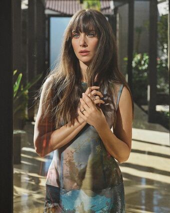 Alison-brie Nude Leaks OnlyFans Photo 119