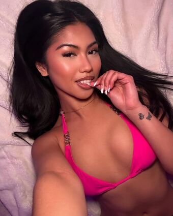 Alyanna Joelle Nude Leaks OnlyFans Photo 192