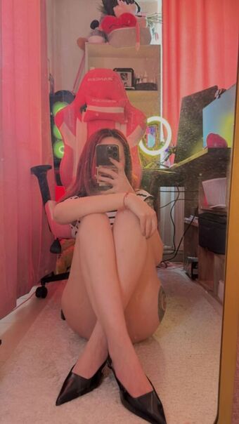 ozbassak Nude Leaks OnlyFans Photo 5