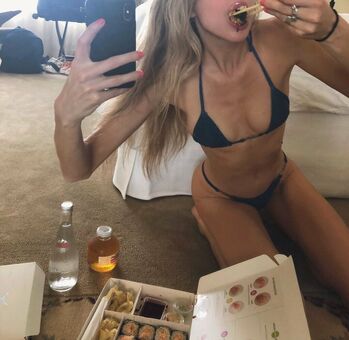 AnneMarie Morin Nude Leaks OnlyFans Photo 33