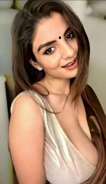 Anveshi Jain Nude Leaks OnlyFans Photo 17