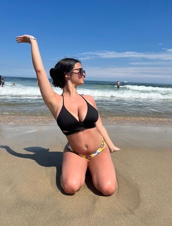 Ava Schillaci Nude Leaks OnlyFans Photo 9