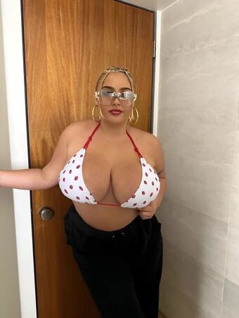 bellebrooksxo Nude Leaks OnlyFans Photo 14