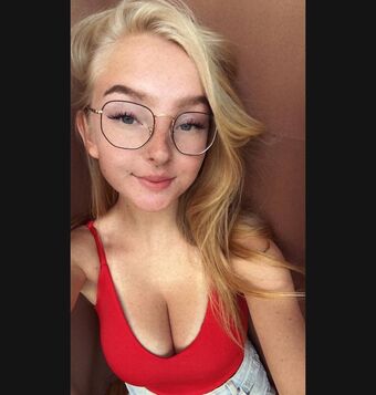 blonde_vivi Nude Leaks OnlyFans Photo 12