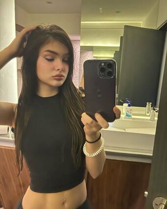 Brighton Sharbino Nude Leaks OnlyFans Photo 26