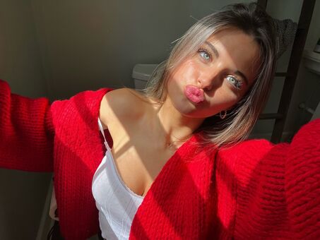 Emerson Llewallyn Nude Leaks OnlyFans Photo 1