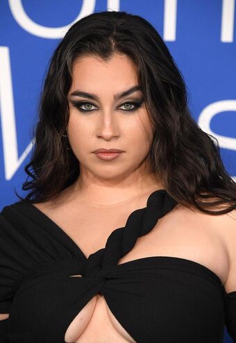 Lauren Jauregui Nude Leaks OnlyFans Photo 40