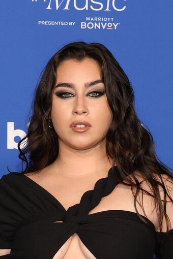 Lauren Jauregui Nude Leaks OnlyFans Photo 38