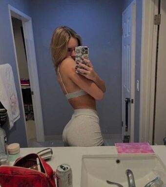 Makenzie Raine Nude Leaks OnlyFans Photo 25