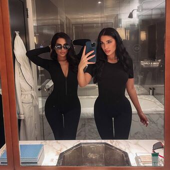 Nina & Diana Parsijani Nude Leaks OnlyFans Photo 2