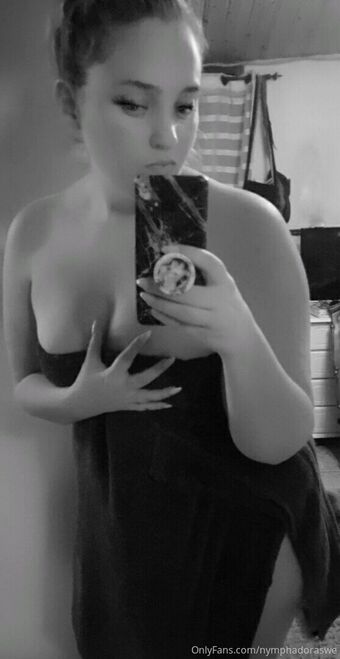 nymphadoraswe Nude Leaks OnlyFans Photo 17