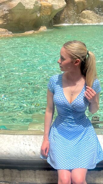 Sarah Johnston Nude Leaks OnlyFans Photo 12