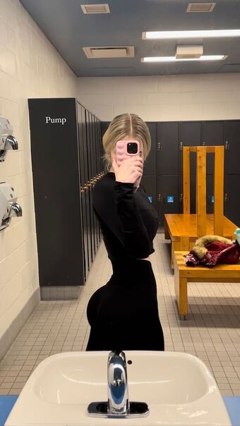 Sarah Johnston Nude Leaks OnlyFans Photo 19