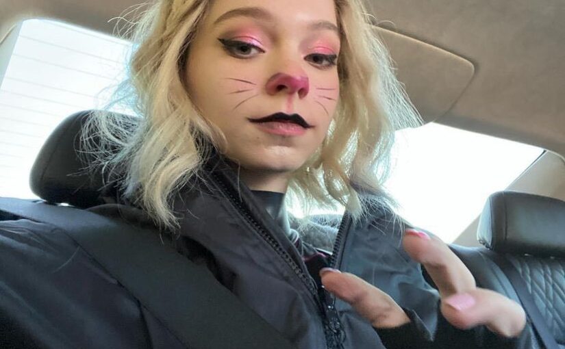 Emma Myers Sexy (10 Photos)