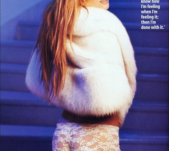 Paula Devicq Sexy (8 Photos)