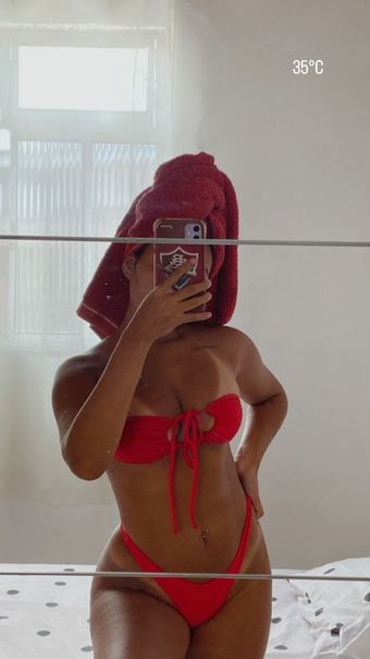 arianefigueiiredo Nude Leaks OnlyFans Photo 2