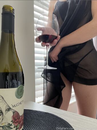 authenticallytipsy Nude Leaks OnlyFans Photo 10