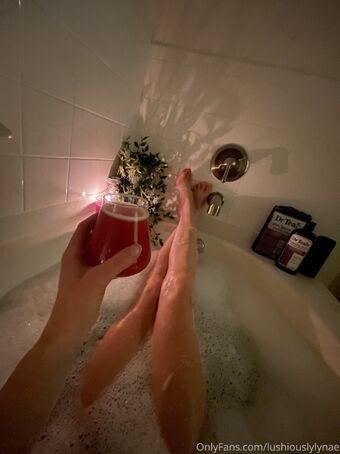 authenticallytipsy Nude Leaks OnlyFans Photo 11