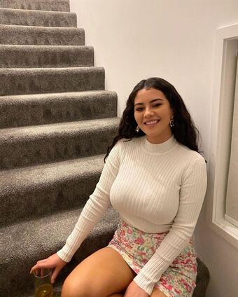 Beatriz / beatrizsnz / stephaniebeatriz Nude Leaks OnlyFans  – Leaked Models