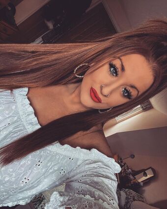 Charlotte Irvine Nude Leaks OnlyFans Photo 16