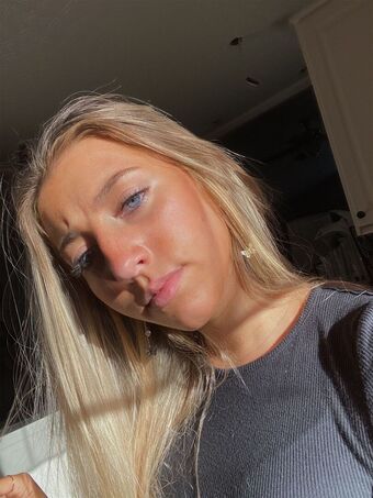 Chelsea Mariani Nude Leaks OnlyFans Photo 18