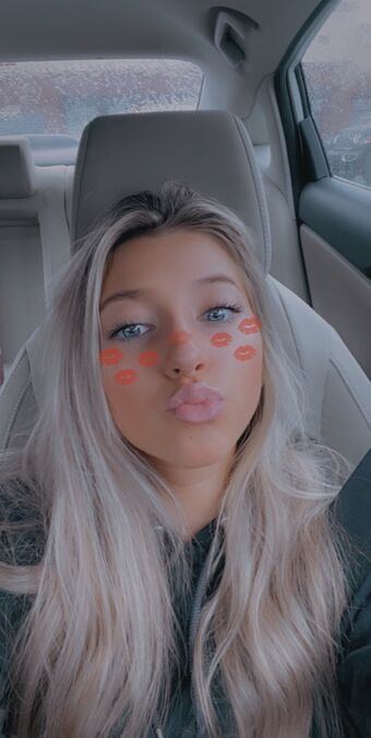 Chelsea Mariani Nude Leaks OnlyFans Photo 11