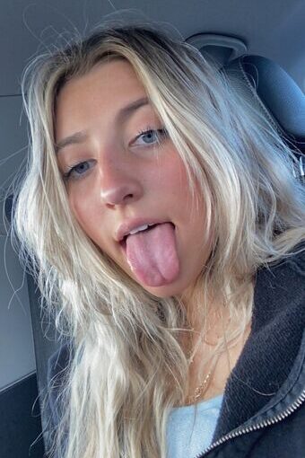 Chelsea Mariani / chelseaachristine__ Nude Leaks OnlyFans  – Leaked Models