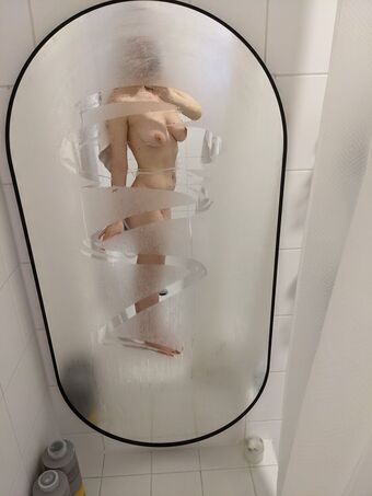 daria.curls Nude Leaks OnlyFans Photo 5