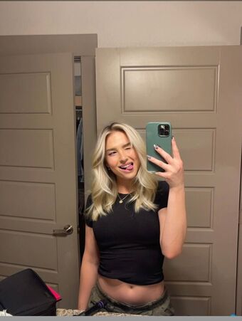 elliehansen Nude Leaks OnlyFans Photo 2