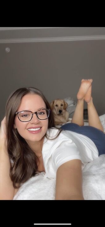 Erikawhitneyfit Nude Leaks OnlyFans Photo 2