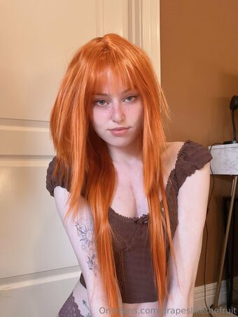 grapeslikethefruit Nude Leaks OnlyFans Photo 9