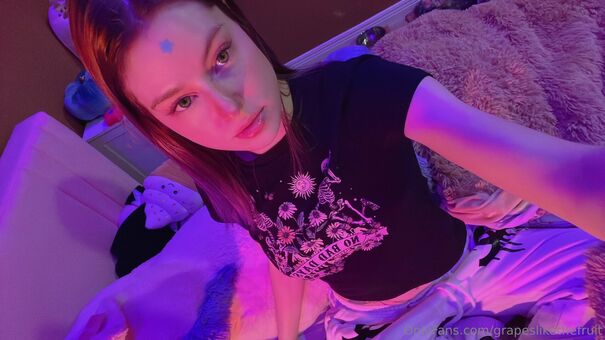 grapeslikethefruit Nude Leaks OnlyFans Photo 16