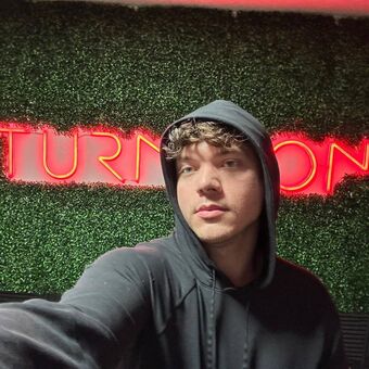 Luke Cooper Nude Leaks OnlyFans Photo 1