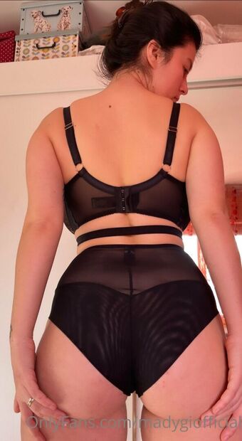 Madalina Loana Filip Nude Leaks OnlyFans Photo 9