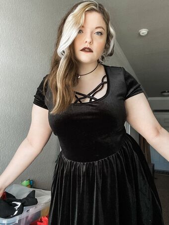 Meg Kaylee Nude Leaks OnlyFans Photo 14