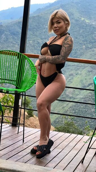 Mila Ivanova Nude Leaks OnlyFans Photo 7