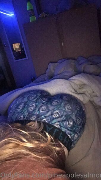 pineapplesalmon Nude Leaks OnlyFans Photo 7