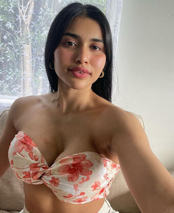 Ravina Patel Nude Leaks OnlyFans Photo 12