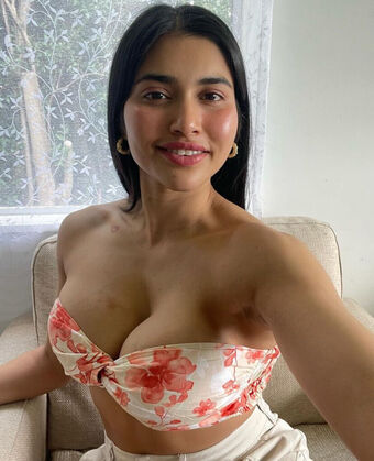 Ravina Patel Nude Leaks OnlyFans Photo 11