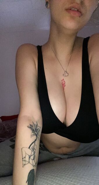 Stoned_on_Sage Nude Leaks OnlyFans Photo 13