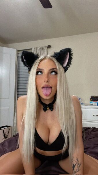 strabawi Nude Leaks OnlyFans Photo 18