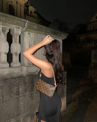 Sydney Ramolla Nude Leaks OnlyFans Photo 10