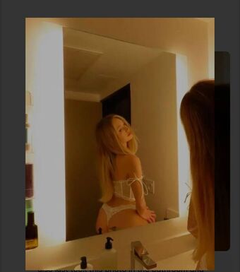 Taylor Hudson Nude Leaks OnlyFans Photo 12