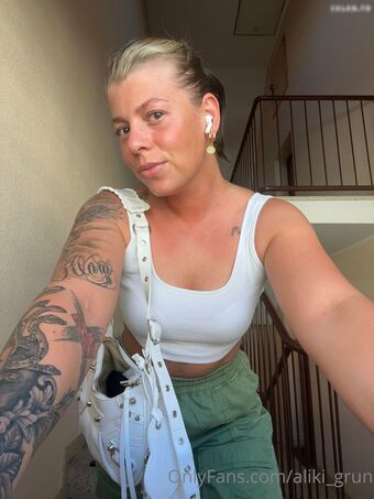 Aliki_grun Nude Leaks OnlyFans Photo 13