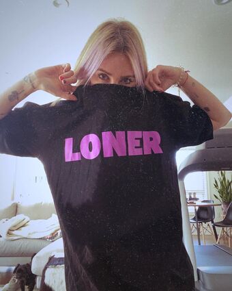 Alison Wonderland Nude Leaks OnlyFans Photo 23